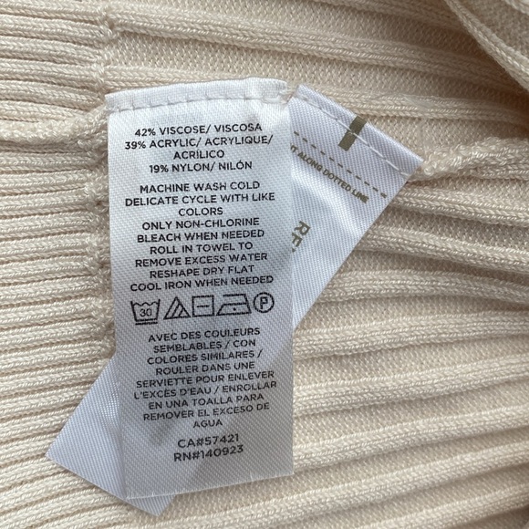 Loft Long Sleeve V-neck Cardigan Size M - Picture 7 of 9